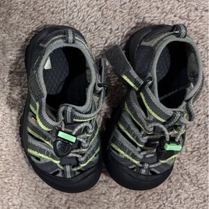 KEEN Kids' Gray and Lime Sandals